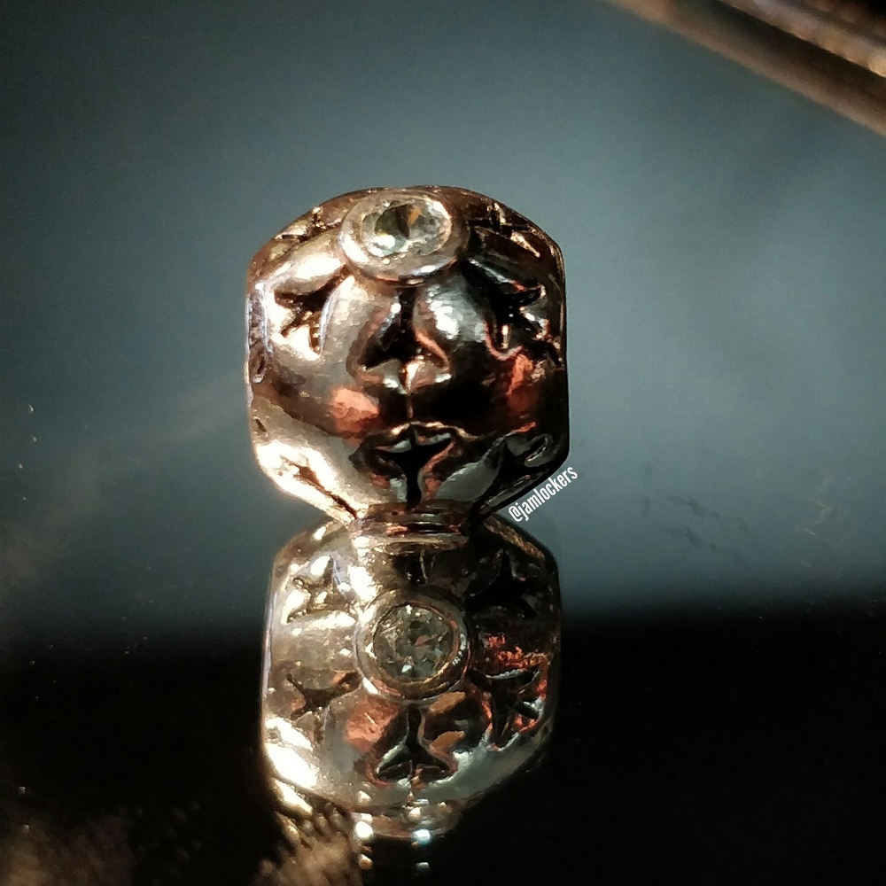 Snowflake Charm, Pandora Retired - image 1